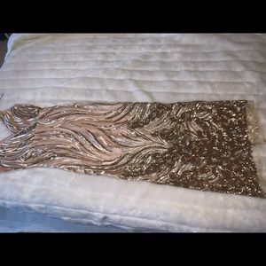 Very detailed BEAUTIFUL dress, size S